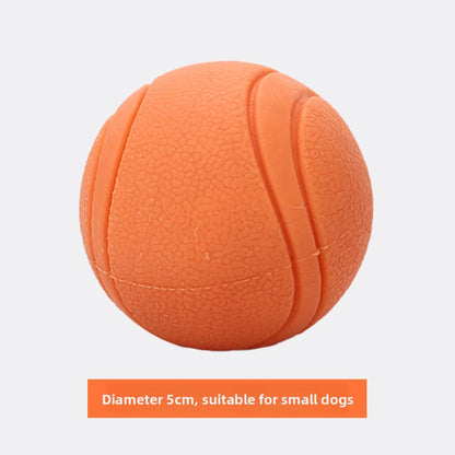 The Unstoppable Squeaky Ball: Endless Fun for Your Best Friend!